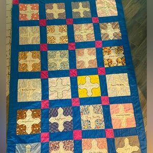 Vintage Handmade Family Name Quilt 89”/59” Blues and Pinks 🩷💙